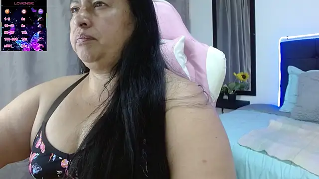 Chat XXX en directo de Keyla01_