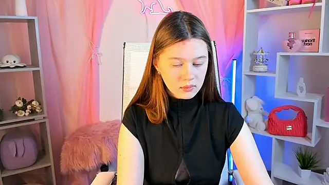 CelestineMauriac's Live XXX Chat