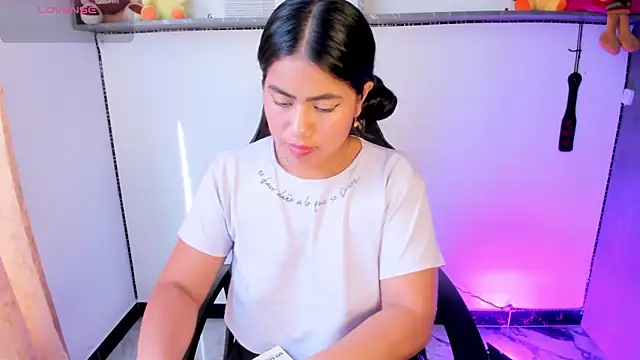 vickylatina_ – Live XXX-chat