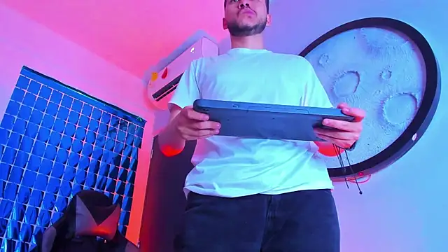 mike_257: онлайн-секс-чат