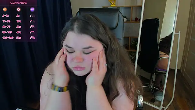 RaydirinのライブXXXチャット