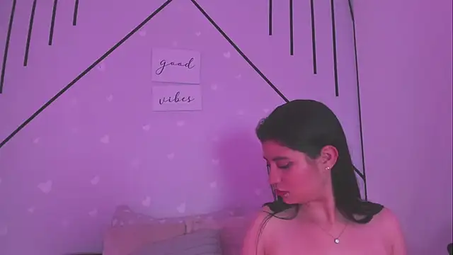 DahliaCielo: онлайн-секс-чат