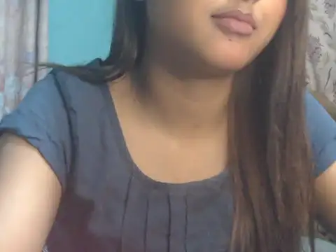 NancyRuvi: онлайн-секс-чат