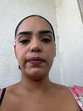 Sara-77 Live XXX-chat