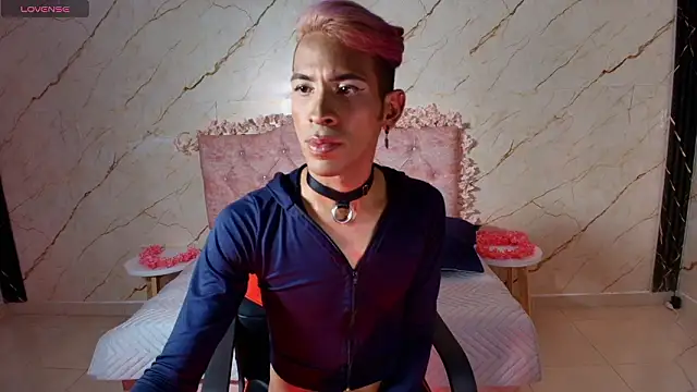 monserrat_petite Webcamshow