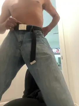 ZF-Athlete 现场XXX聊天