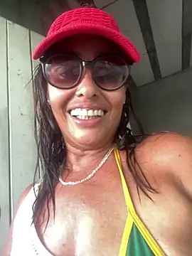 AMYBRASIL's Live XXX Chat