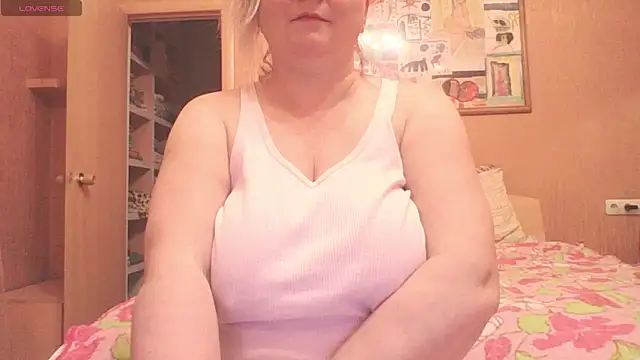 mira_robinsonnn Chat XXX live