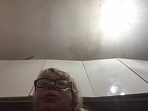 Chat +18 de manyaporno ao vivo