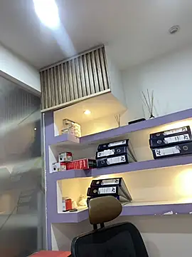 isabella_horney_'s Live XXX Chat