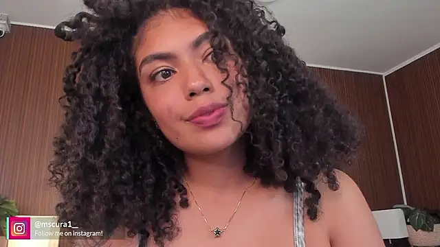 Chat +18 de miss_curazao ao vivo