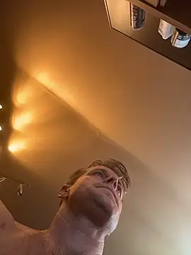 DILFiGuess1's Webcam Show