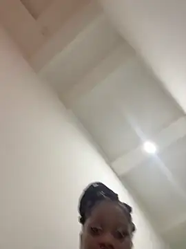 t-Booty_risky_'s Live XXX Chat