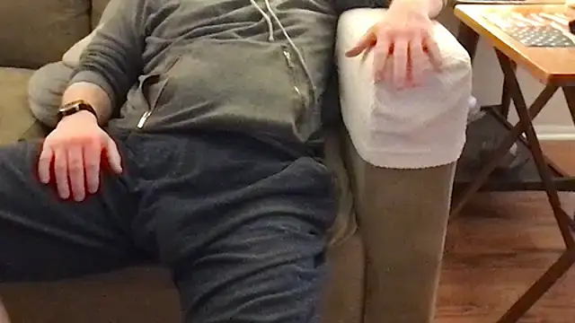 God_Of_ThundeRR 即時 XXX 聊天