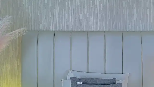 MeganCruzGB: онлайн-секс-чат