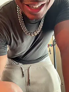 Chat XXX en directo de KeYBuMp323