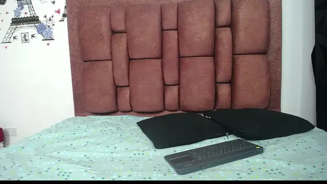 varascott's Live XXX Chat