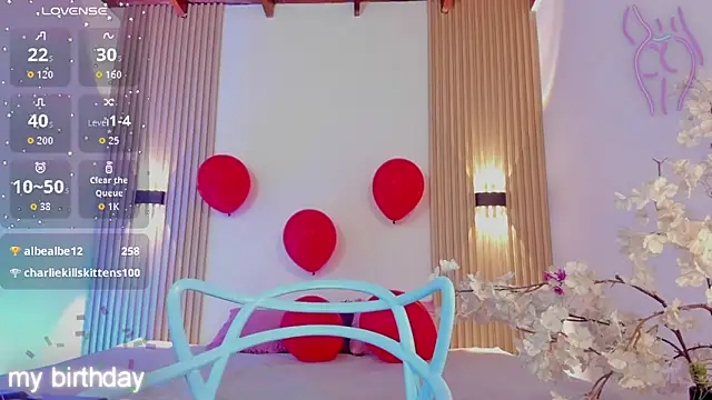 LaylaEmber's Live XXX Chat