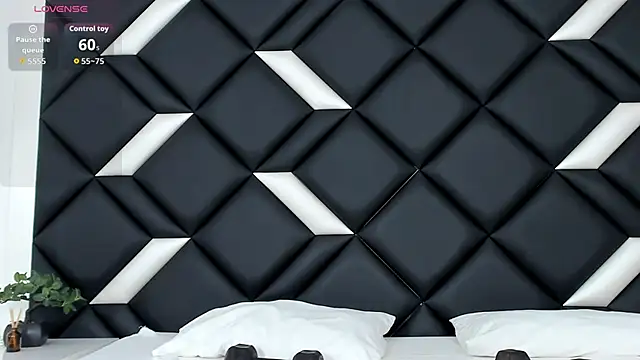 MelisaKovacs 即時 XXX 聊天