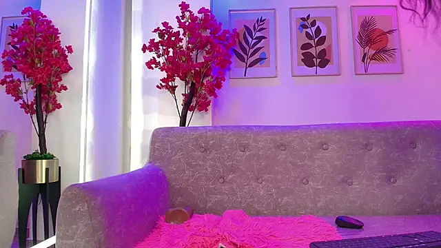 Maddie_T18 即時 XXX 聊天