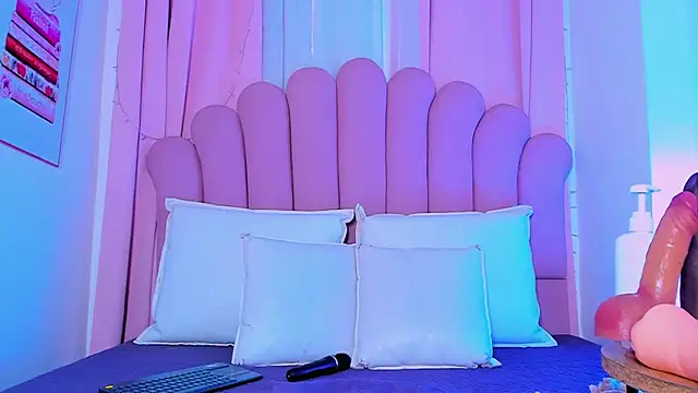 Онлайн чат XXX NicoleMadrird