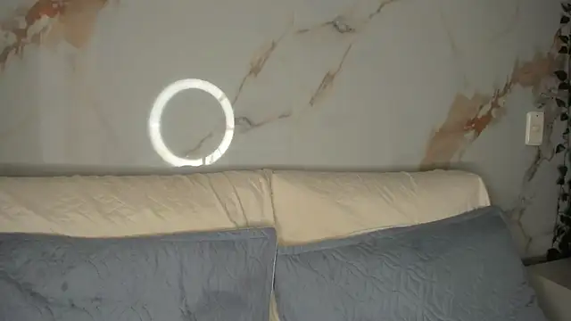 Paris_Colemann live XXX chat