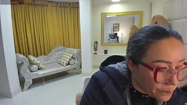 دردشة gaby_trent الجنسية المباشرة