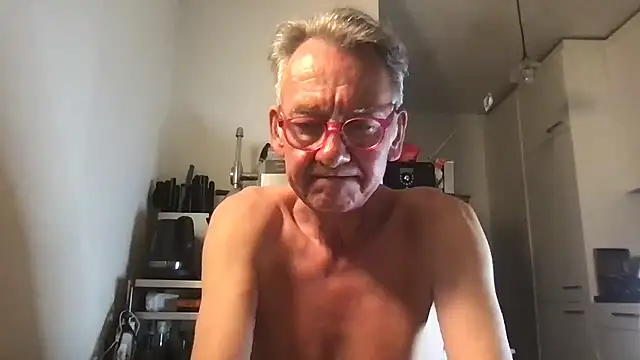 ClaraMigger@xh: απευθείας συνομιλία ΧΧΧ