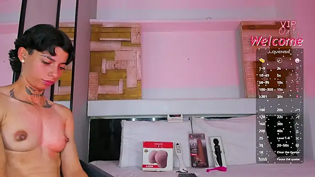 AmberAdams_ Live XXX-chat