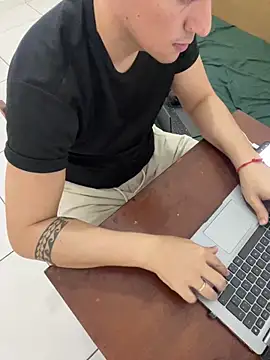 Jeff_pepper Adlı Modelin Canlı XXX Sohbeti