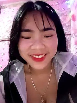 Girlsexxy-excitef Chat XXX in diretta