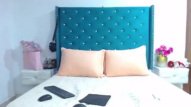 KimScarleth's Webcam Show