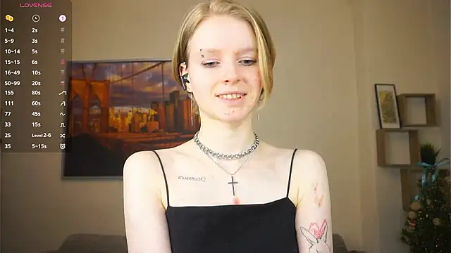 ToyaPletz live XXX chat