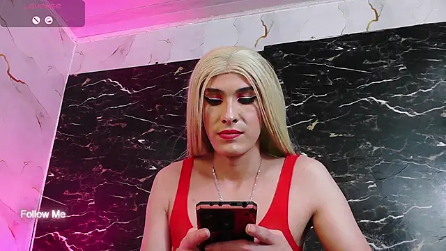 Chat +18 de crislingery_dolli ao vivo