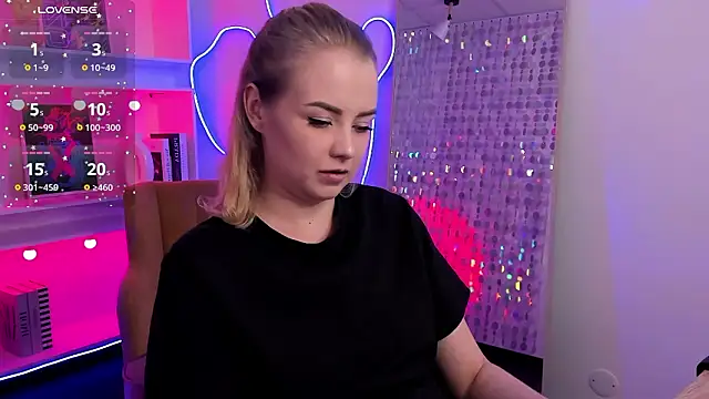 Онлайн чат XXX StephanieSweety