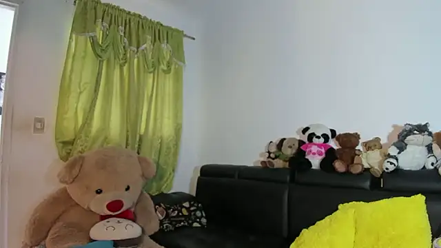 jennifer_ts – Live XXX-chat