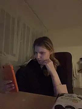 MaryHiggins élő XXX-chatje