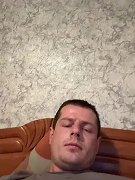 Chatroom XXX en direct de Rusikk66