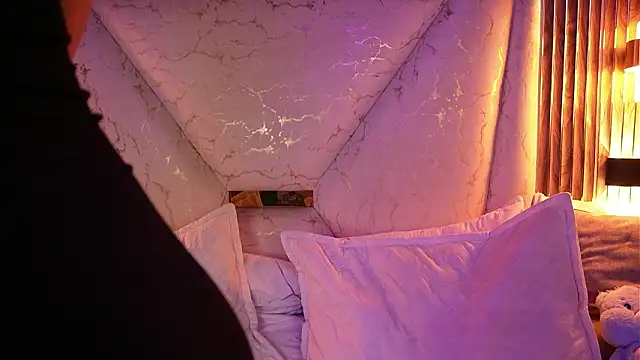 Julieta_priv: онлайн-секс-чат