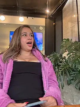 BabyKathy 即時 XXX 聊天