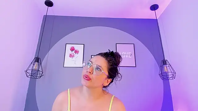 sarita_duque Adlı Modelin Canlı XXX Sohbeti