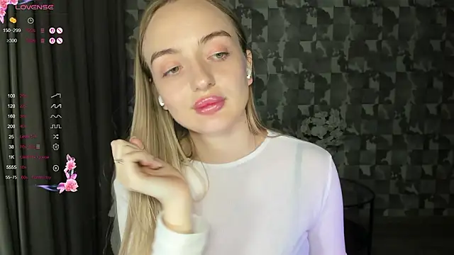 A_delina Chat XXX live