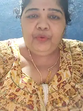 tamilthanushri লাইভ XXX চ্যাট