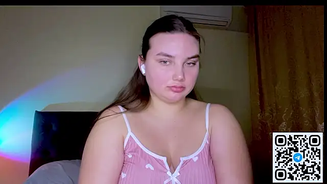 XXX chat uživo modela Dreamyblushfairy