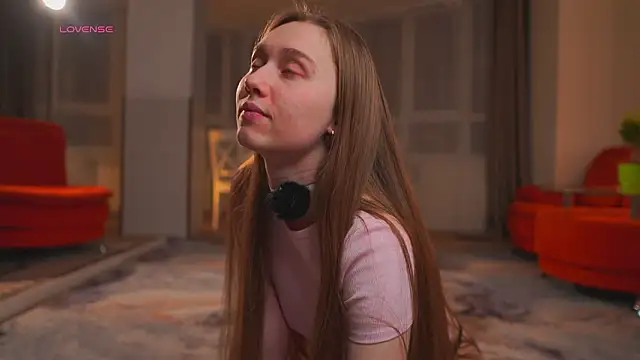 XXX chat uživo modela SharaNewbern