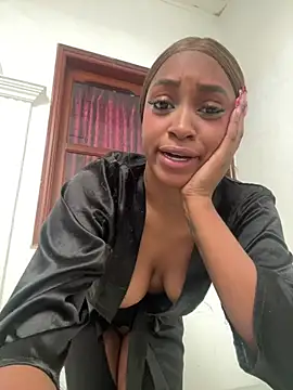 แชท XXX สดของ LiaTrainor