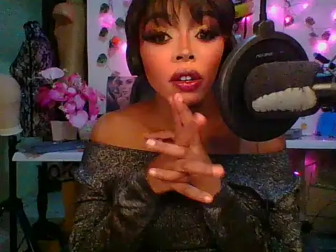 XXX chat uživo modela Anaconda2350