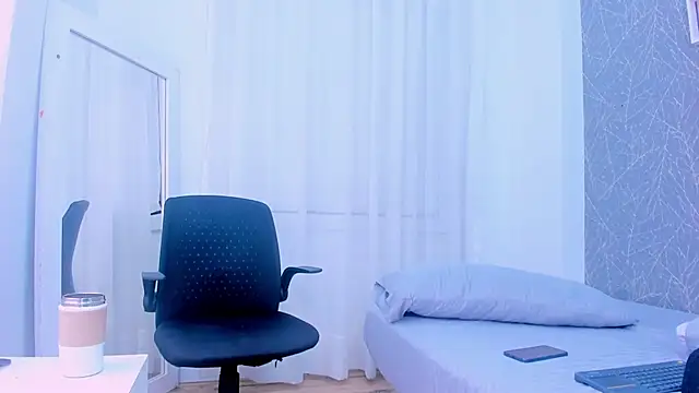 Chat XXX en directo de ViictoriiaSaenz