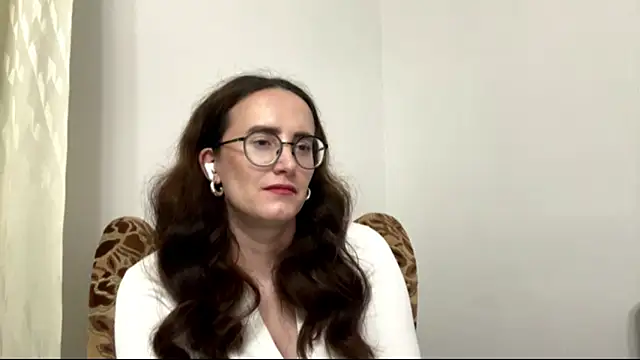 Chatroom XXX en direct de SofiaTease