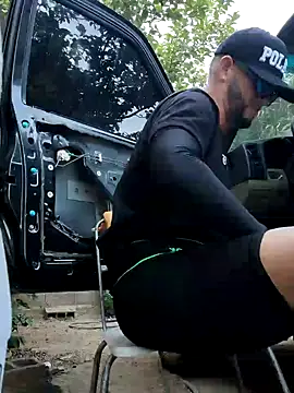 PIGHIGHDIRTY_p0 Show Webcam